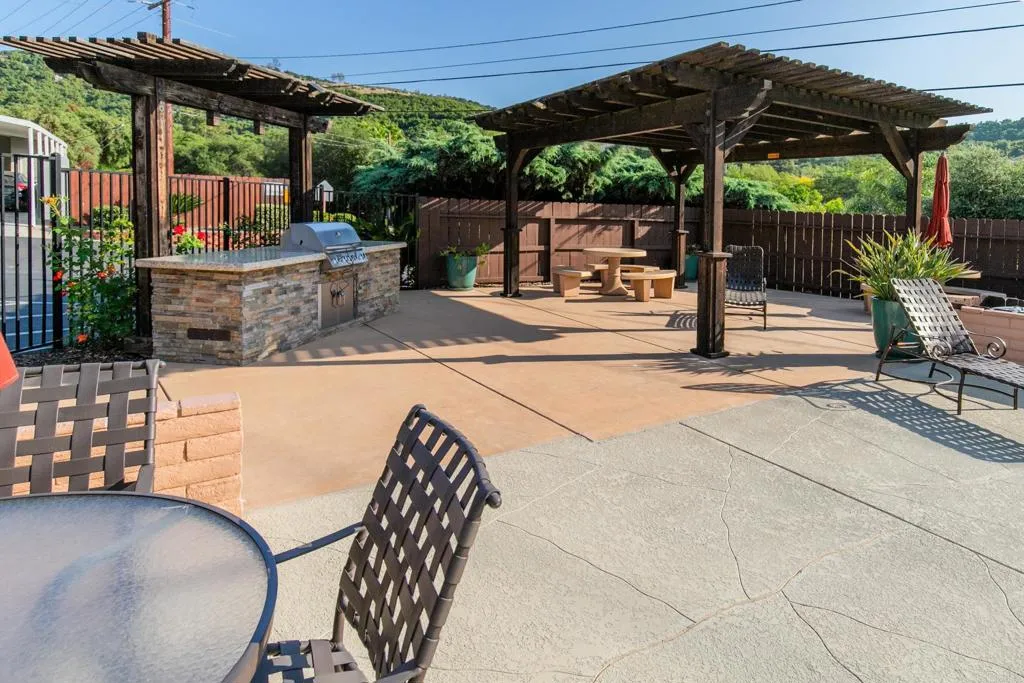 https://cdn.realtyfeed.com/cdn/127/306522094/3466cb438234512248f958d68eeff0bf.webp