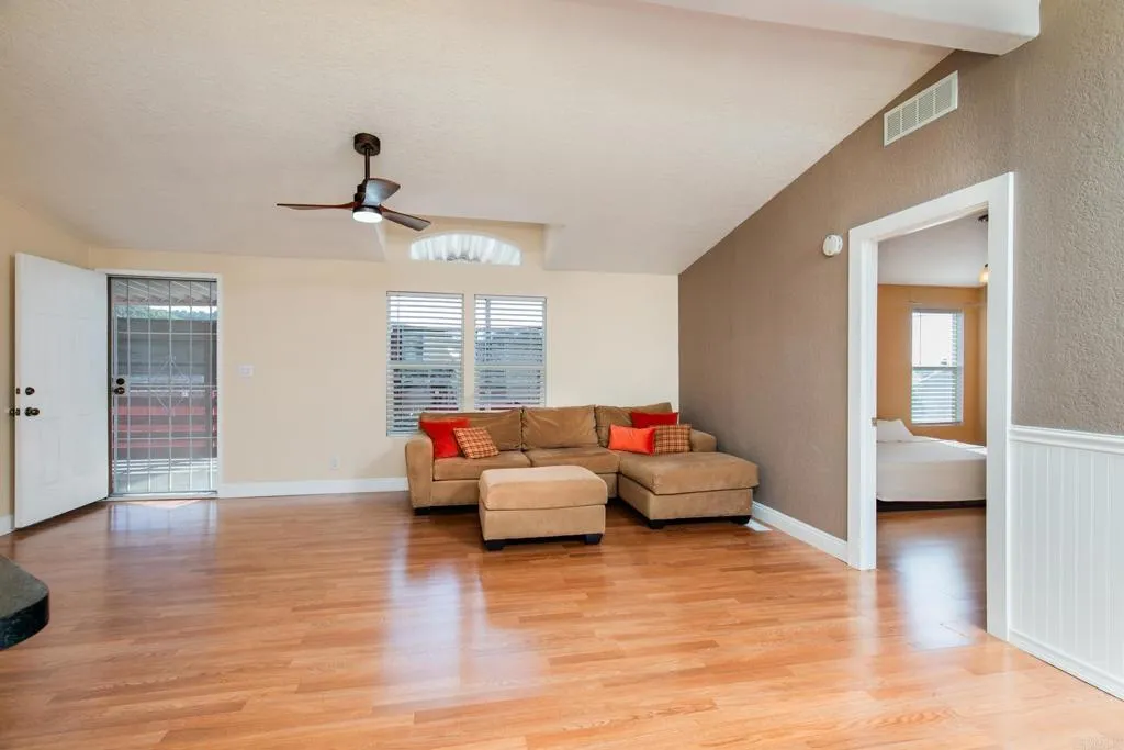 https://cdn.realtyfeed.com/cdn/127/306522094/5d3b3201cfa31e8042f8f03022a6d3da.webp