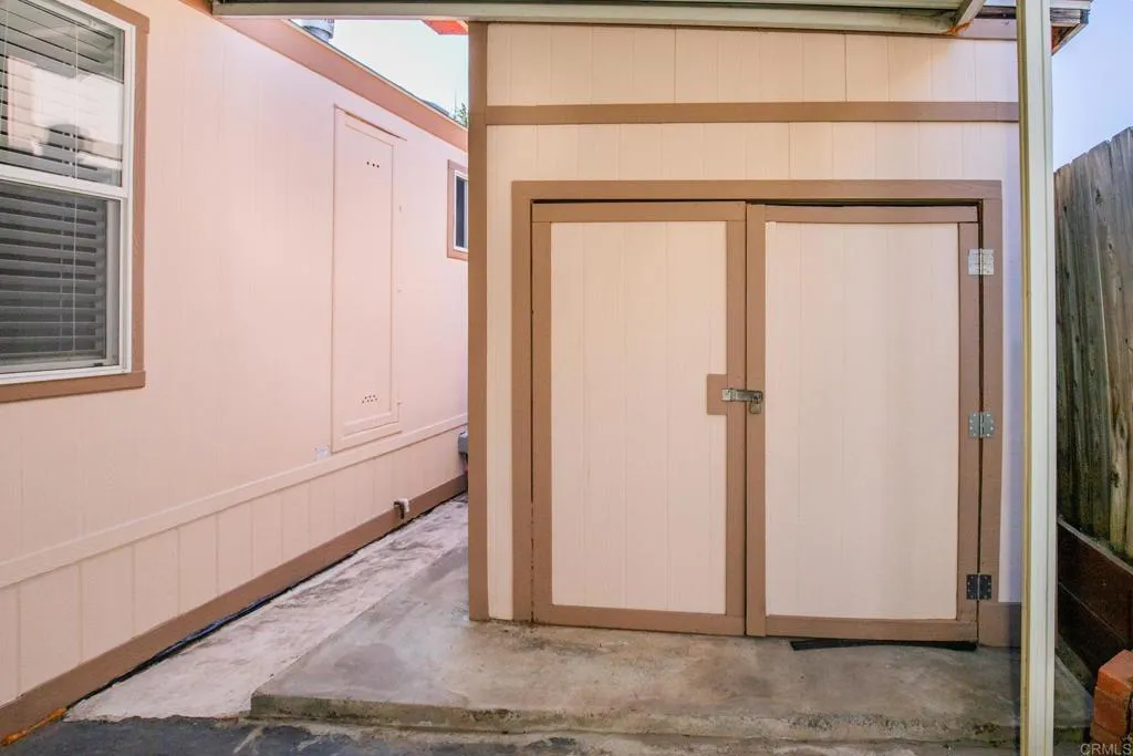 https://cdn.realtyfeed.com/cdn/127/306522094/ca4ea80d12dfbb6b4cab42da115351a7.webp