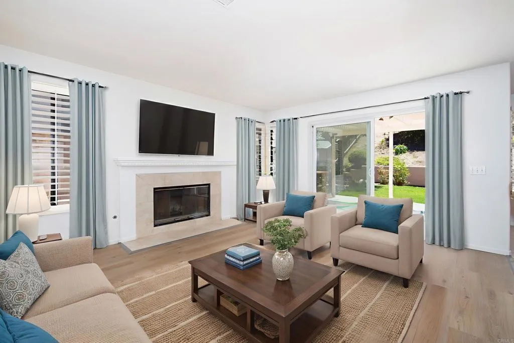 https://cdn.realtyfeed.com/cdn/127/306522106/c5e3e4a4bf039329a6b33808c64d40e3.webp