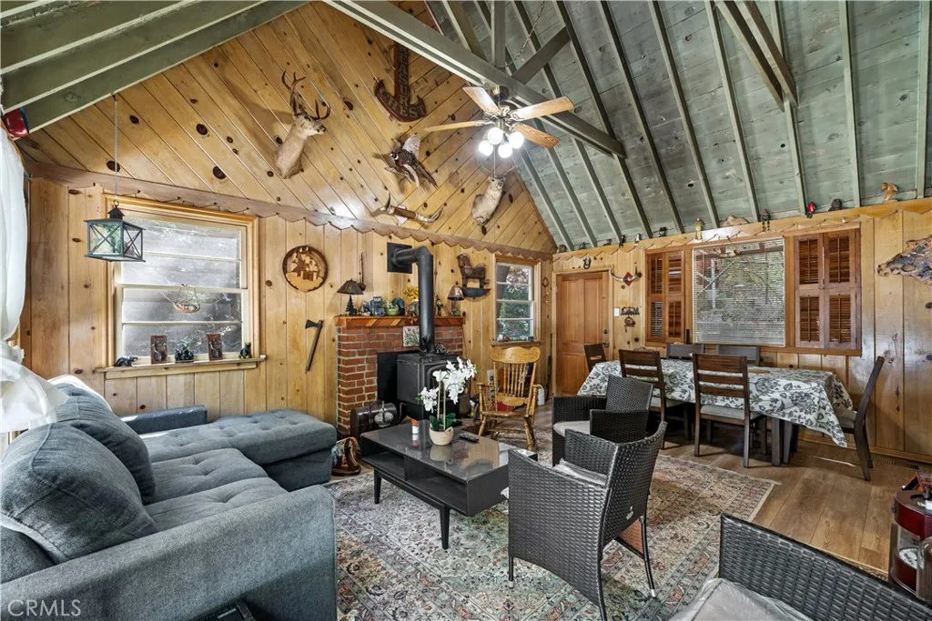 22158 Pine Drive, Cedarpines Park, CA 92322 - Photo 4 of 17, Cedarpines Park, CA