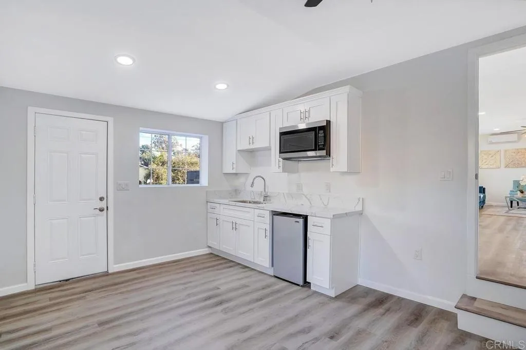 https://cdn.realtyfeed.com/cdn/127/306522153/21b8ab3f29eb253d44af6c77b57400dd.webp