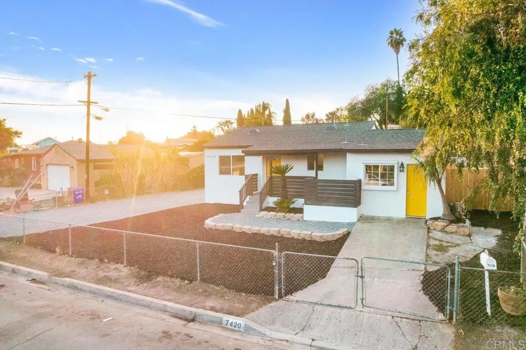 https://cdn.realtyfeed.com/cdn/127/306522153/9cc90780e054541e7b484d39ade86dcb.webp