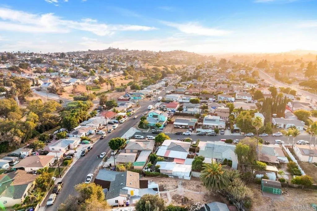 https://cdn.realtyfeed.com/cdn/127/306522153/e9b60894757d1b63d3993eb03479ed09.webp