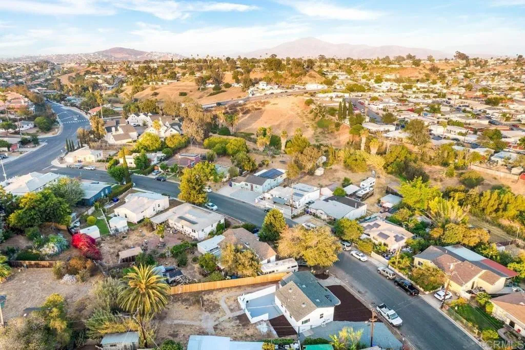 https://cdn.realtyfeed.com/cdn/127/306522153/eb35c4b9700798745fbff8cd3b1950bc.webp