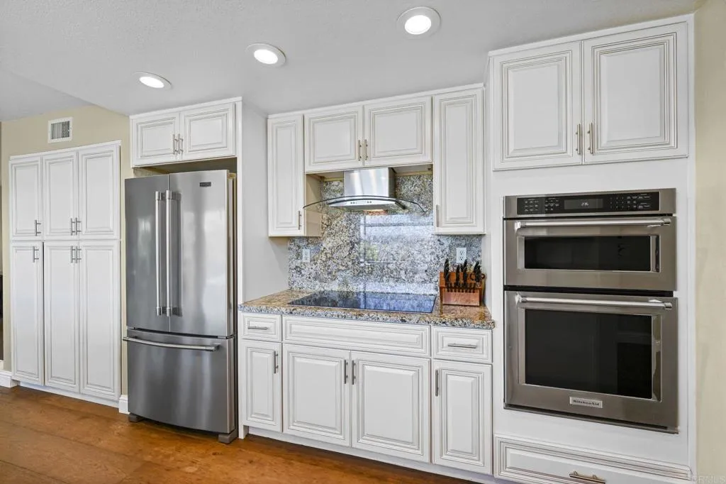 https://cdn.realtyfeed.com/cdn/127/306522171/1c611919247ee065218b80275ce1a864.webp