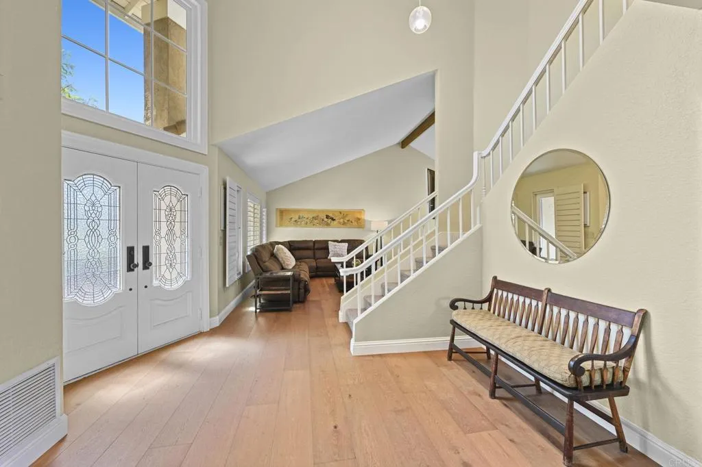 https://cdn.realtyfeed.com/cdn/127/306522171/2136ff133b25f9bf7735f3a7e3c9fd07.webp