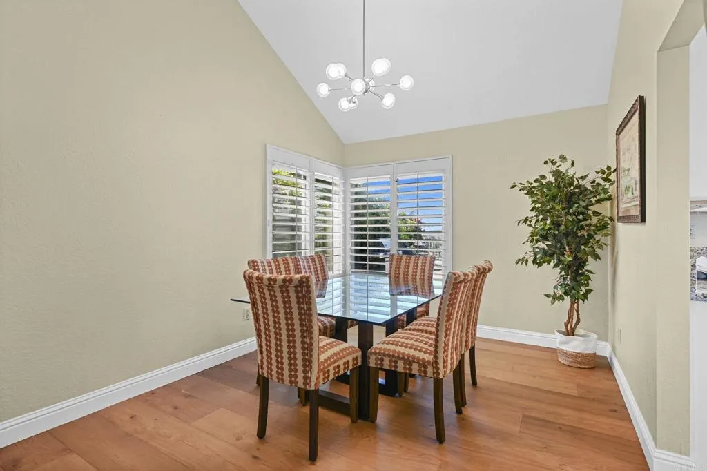 https://cdn.realtyfeed.com/cdn/127/306522171/4ec86ba2ed904cc64925591e136409a0.webp