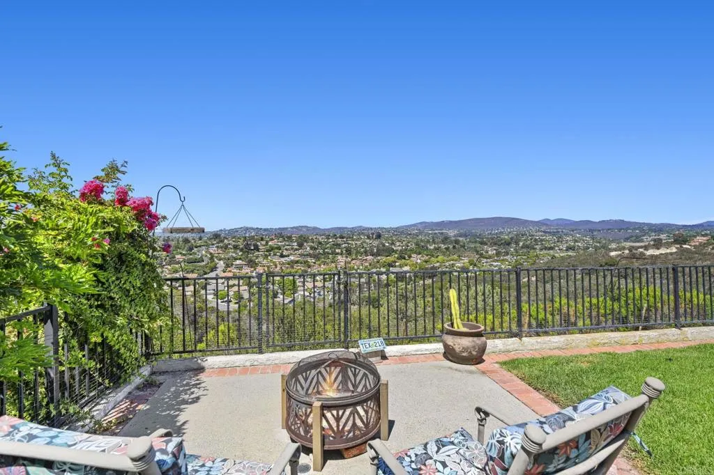 https://cdn.realtyfeed.com/cdn/127/306522171/68f7c4bfece4c91cc37eb737f627920e.webp
