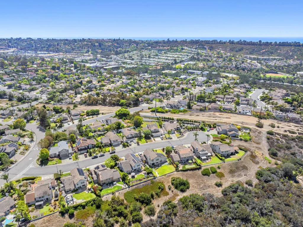 https://cdn.realtyfeed.com/cdn/127/306522171/8049de8f6318c50f803c5a08f072a6aa.webp