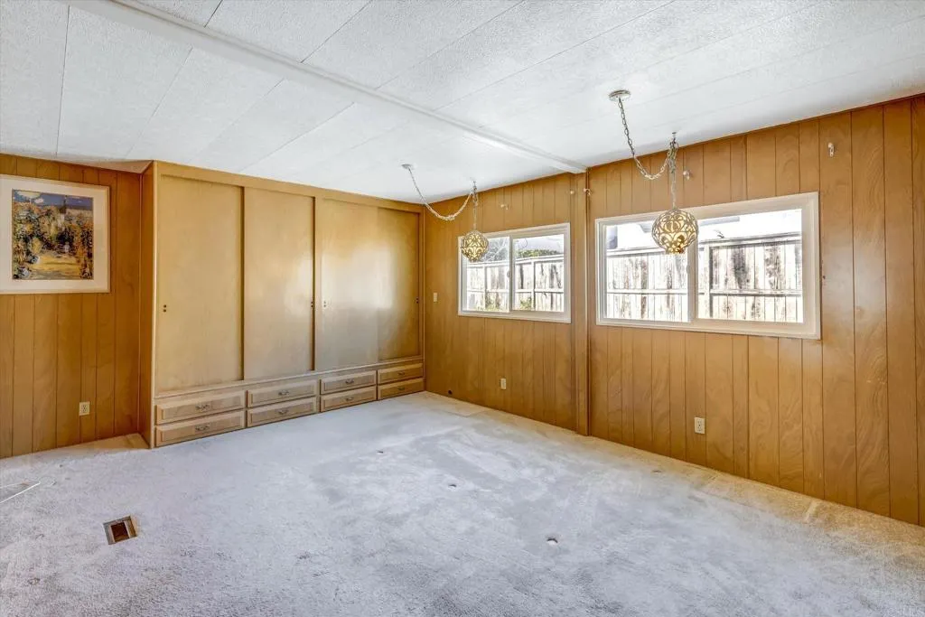 https://cdn.realtyfeed.com/cdn/127/306522305/feea29ded8f5266c7be21e5329b6590e.webp