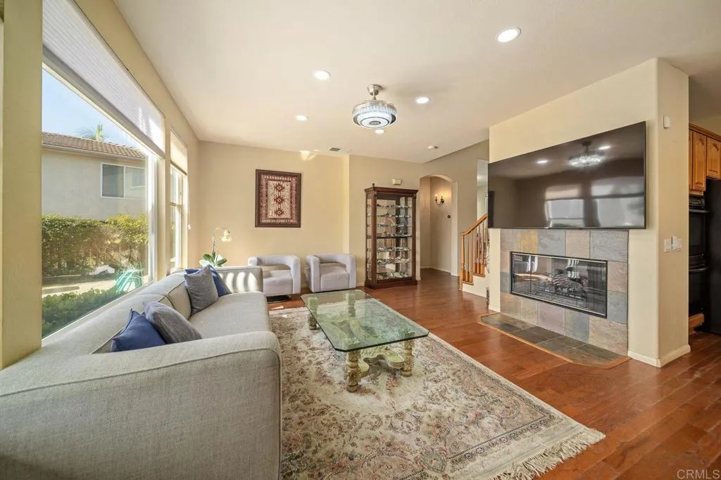 https://cdn.realtyfeed.com/cdn/127/306522313/20cf66d51ae93bd7e29d634ea0177b19.webp