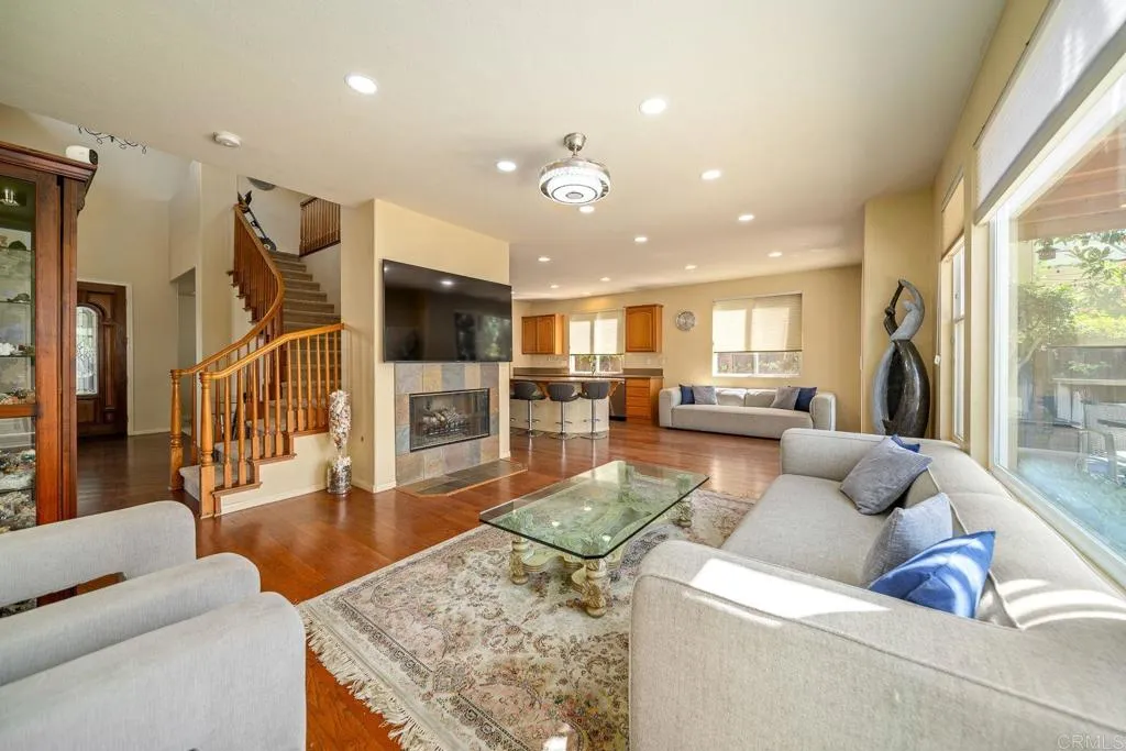 https://cdn.realtyfeed.com/cdn/127/306522313/3cd08de4e81888f979065adf63735a03.webp