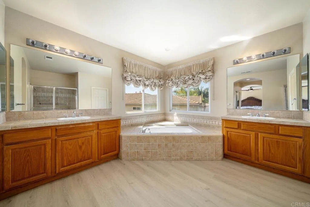 https://cdn.realtyfeed.com/cdn/127/306522313/4daa16fe632f3b66c92e84a899b4550e.webp