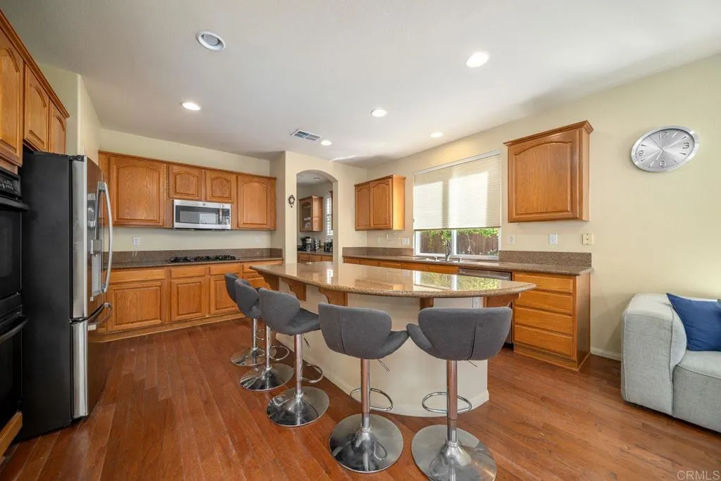 https://cdn.realtyfeed.com/cdn/127/306522313/7426175fb402e1d1a76386ba09b98897.webp