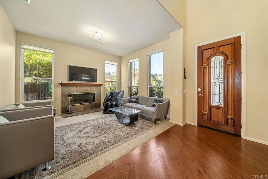 https://cdn.realtyfeed.com/cdn/127/306522313/897d7f69f0238dbb6097639af70a7fc7.webp