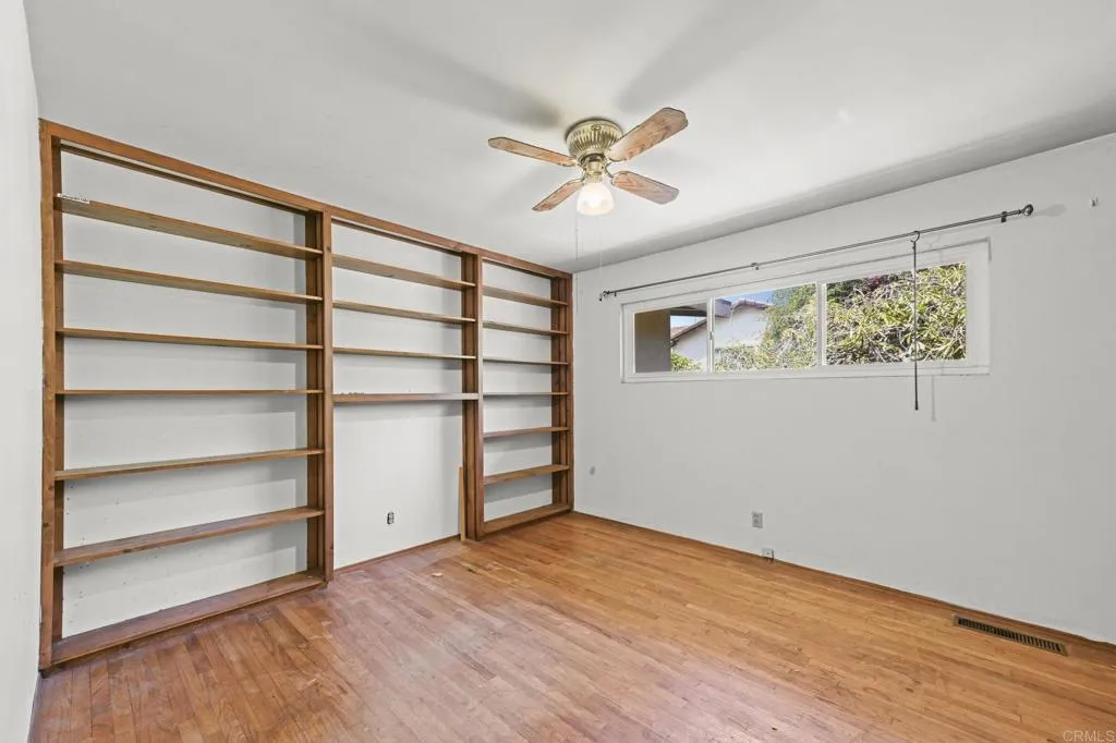 https://cdn.realtyfeed.com/cdn/127/306522318/14d6ba4cbdab64dd87047627c1210231.webp