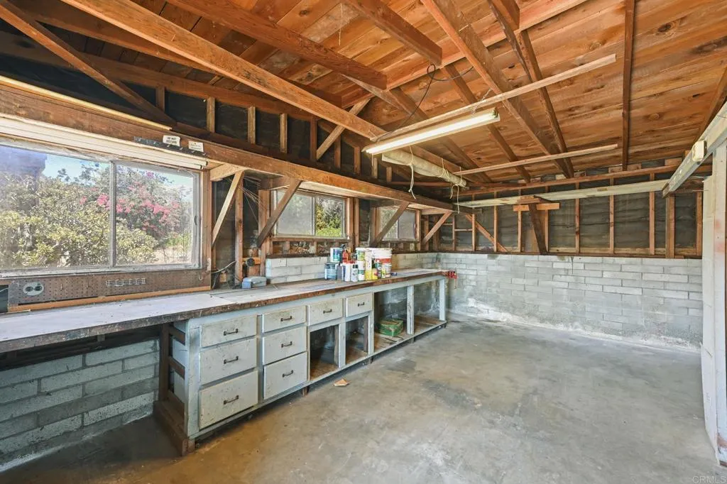 https://cdn.realtyfeed.com/cdn/127/306522318/324084cfb14f3c4bad8ab7aa72bfb778.webp