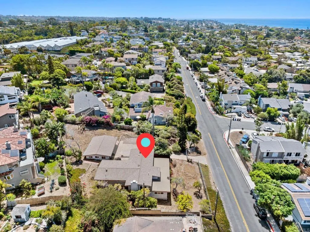 https://cdn.realtyfeed.com/cdn/127/306522318/6d87e36ea13bff197b0087e324185832.webp