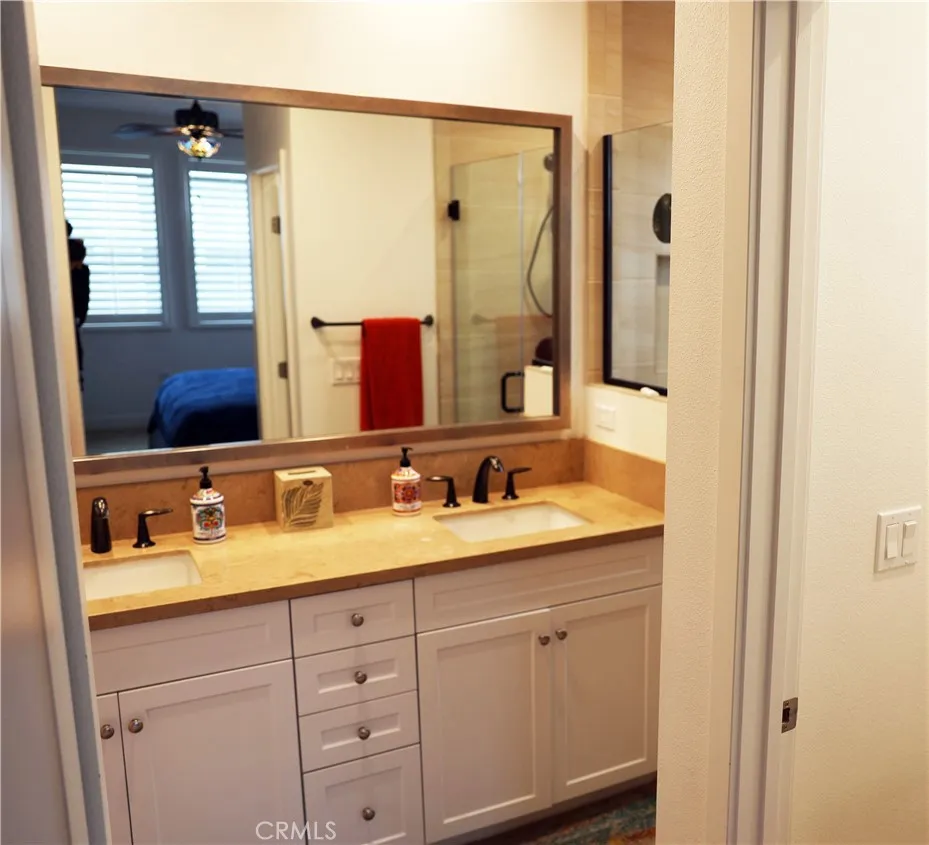 https://cdn.realtyfeed.com/cdn/127/306522395/6f9637bc1a1fd8f1a9fccee277f8b0fd.webp