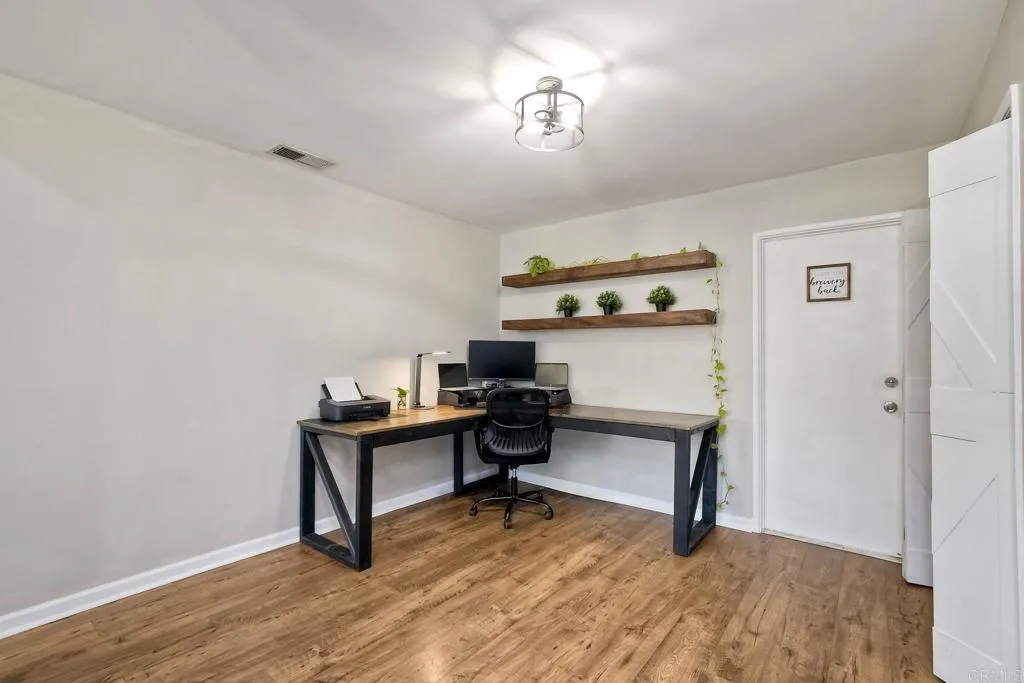 https://cdn.realtyfeed.com/cdn/127/306522442/15bde3230e788174acd761774e2c1b77.webp