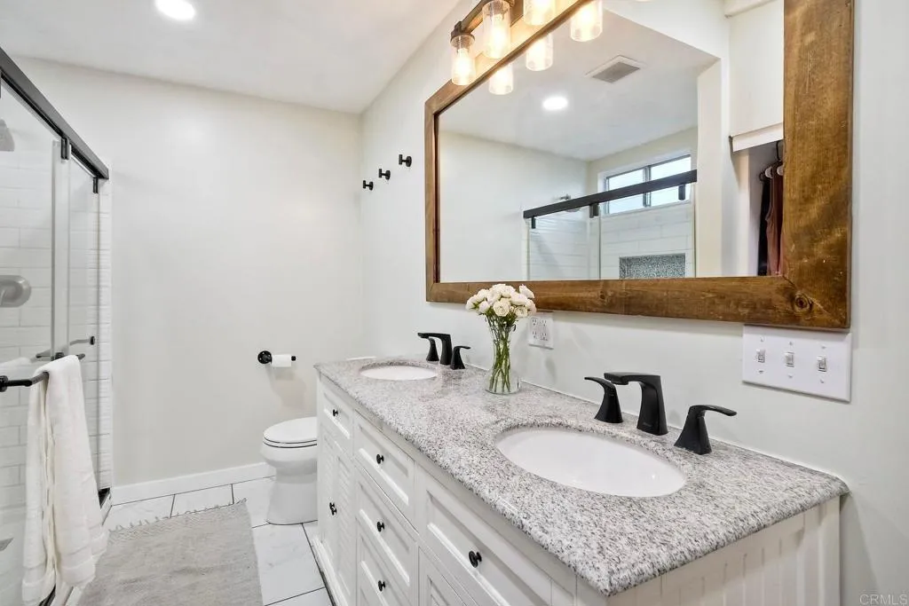 https://cdn.realtyfeed.com/cdn/127/306522442/50b2434fb718db96eb944933b458cd78.webp