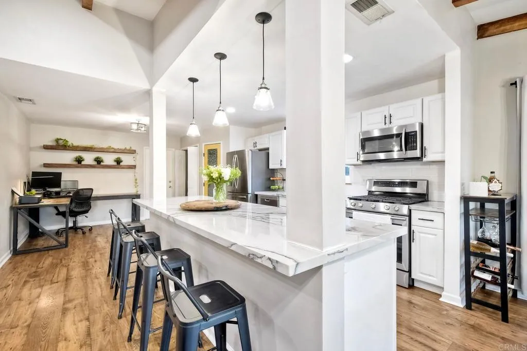 https://cdn.realtyfeed.com/cdn/127/306522442/babd63a670ec5889af2648d4e0e5c2df.webp