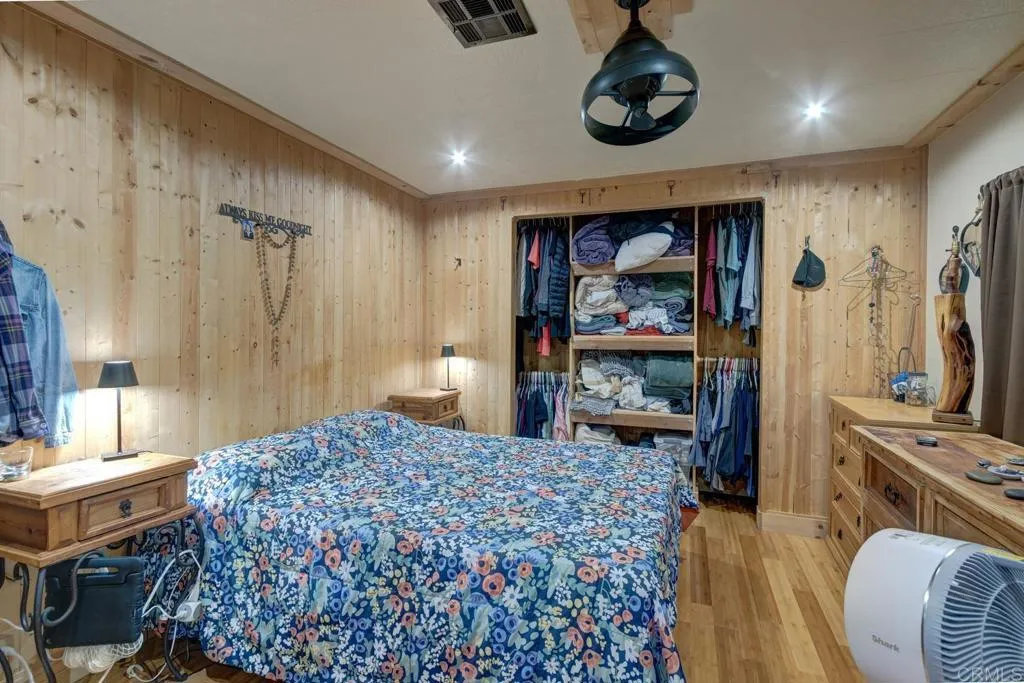 https://cdn.realtyfeed.com/cdn/127/306522443/7cb546f3920b3b3b88b540b62c075f32.webp