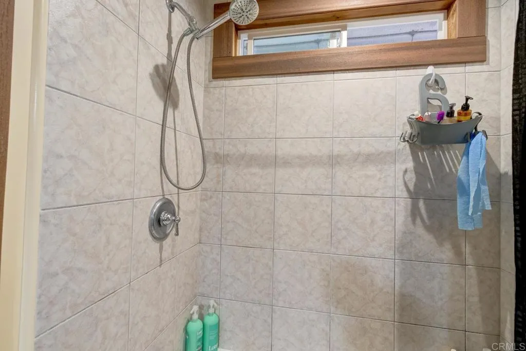 https://cdn.realtyfeed.com/cdn/127/306522443/81e55017530a1adfcef4a508ff990cba.webp