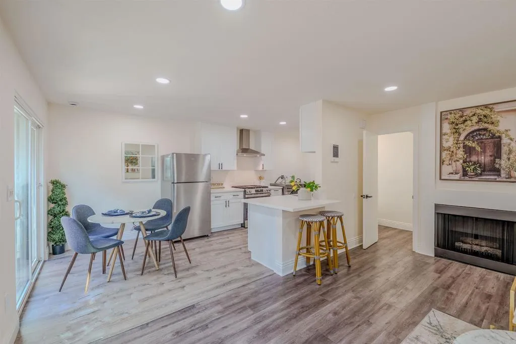 https://cdn.realtyfeed.com/cdn/127/306522445/4e81b25636d96ebd843e2801ef8f959e.webp