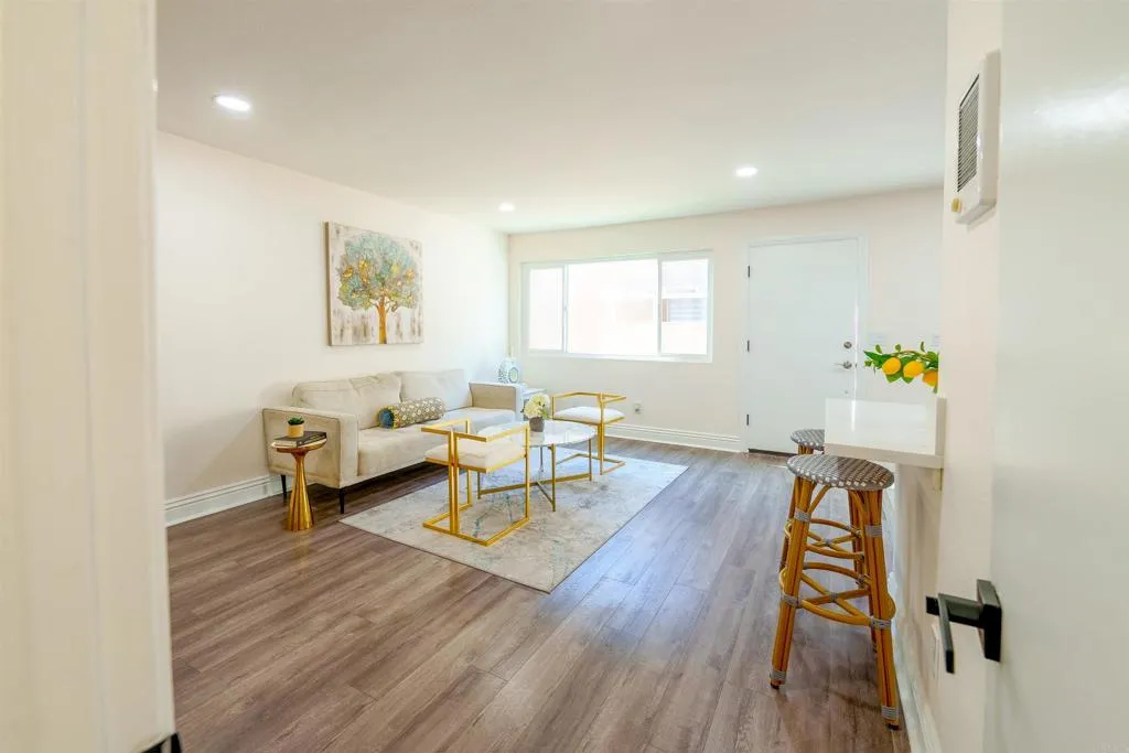 https://cdn.realtyfeed.com/cdn/127/306522445/e08c4bb243a4b9fcbb41b82b861f0a34.webp