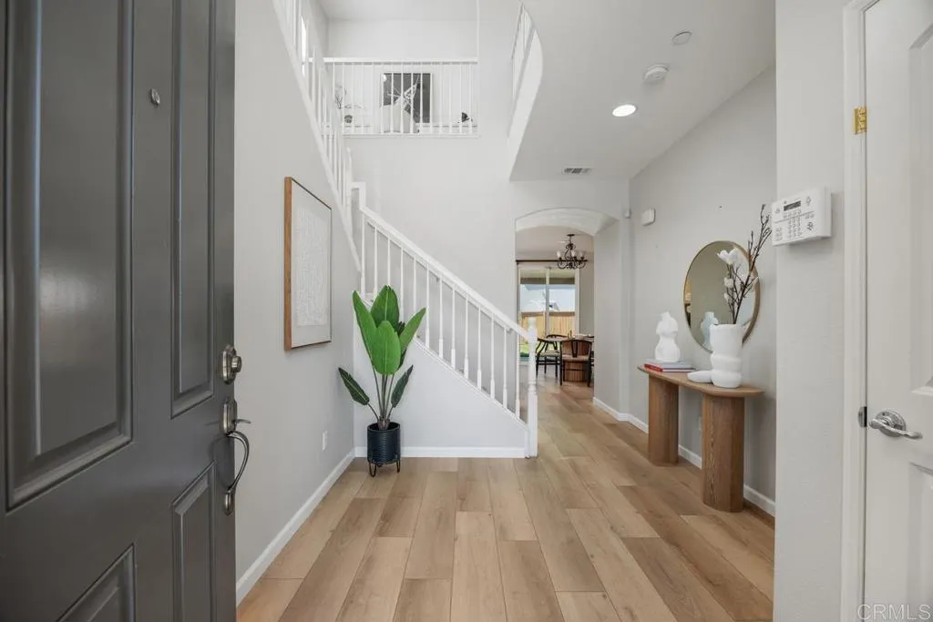 https://cdn.realtyfeed.com/cdn/127/306522462/647ce40cec12c3f68389556f587ced18.webp