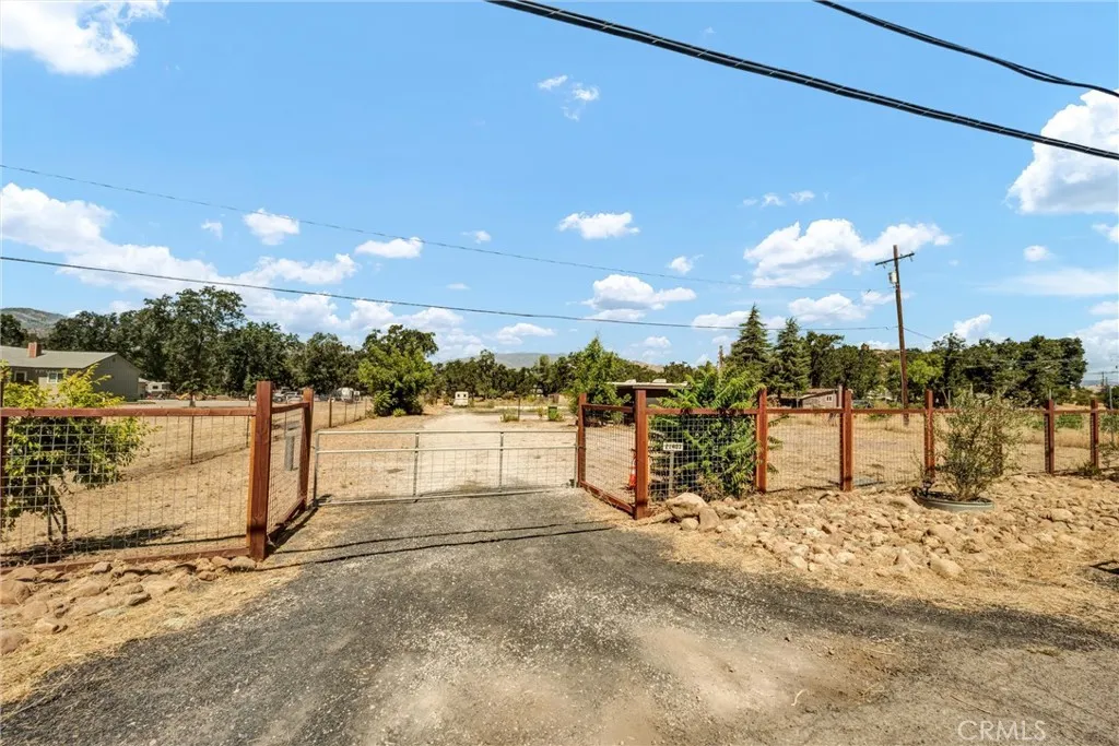 21403 Pine, Middletown, CA 95461 - Photo 3 of 23, Middletown, CA