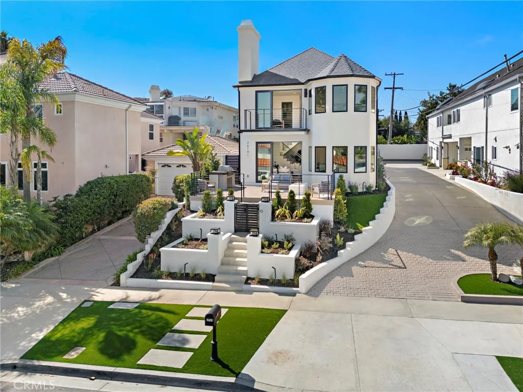26141  Via California