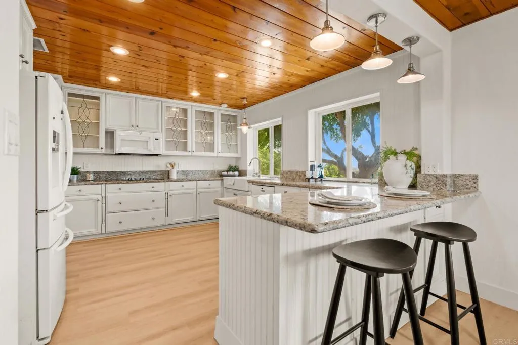 https://cdn.realtyfeed.com/cdn/127/306522538/8aee4699bcbe5cb2fbcf2089edc92a98.webp