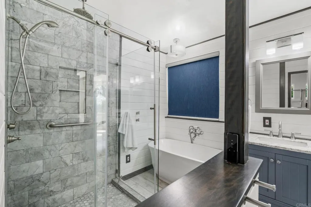 https://cdn.realtyfeed.com/cdn/127/306522538/f6aca8811532524b7312949cb7a800b5.webp