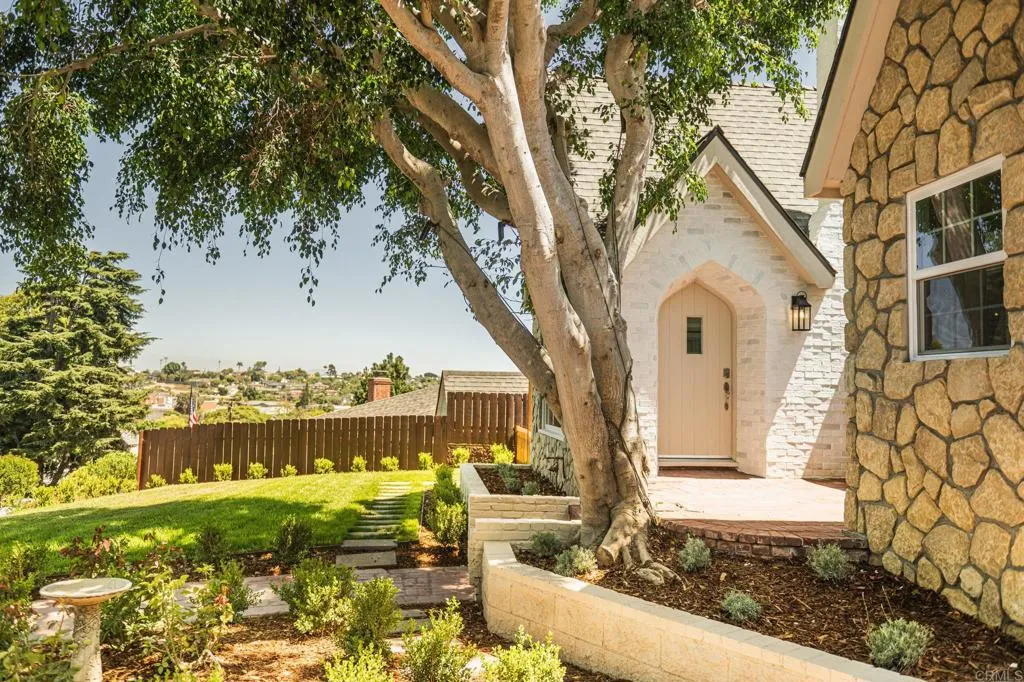 https://cdn.realtyfeed.com/cdn/127/306522539/09d1ca93cfbe9b9c153b96b34f80e3fe.webp