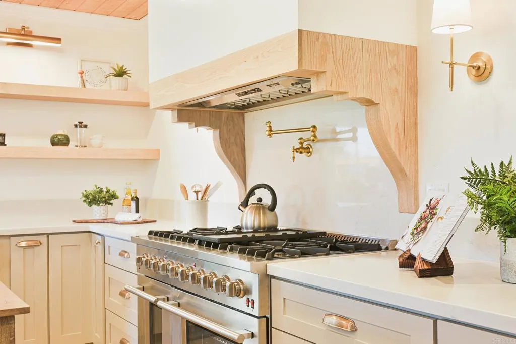 https://cdn.realtyfeed.com/cdn/127/306522539/a35072bc2c790539407a65b56a67ece1.webp