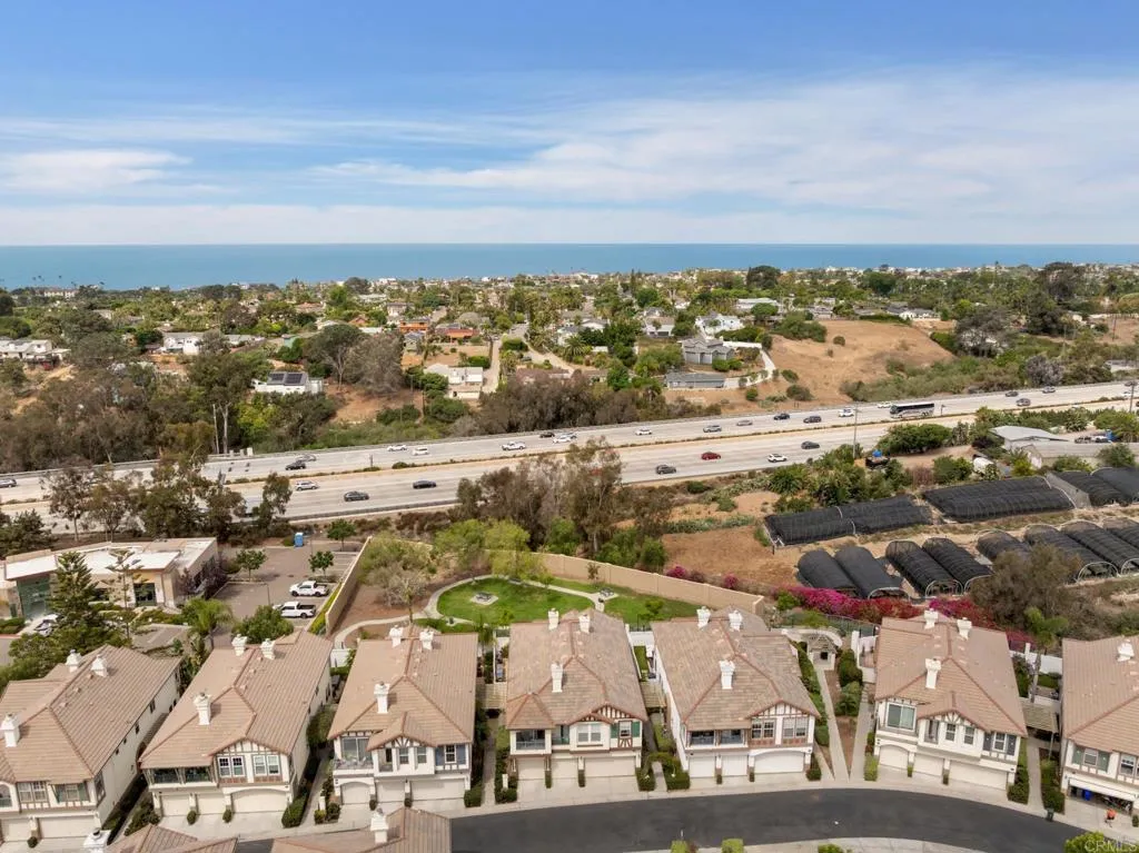 https://cdn.realtyfeed.com/cdn/127/306522567/d92f3a6b276b4c7118909f34da1334ad.webp