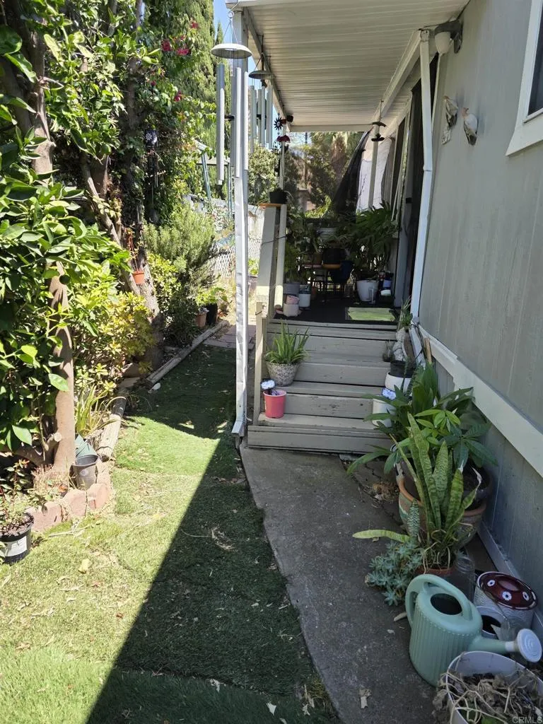https://cdn.realtyfeed.com/cdn/127/306522578/30ced1b12bfa524e3b6031f463161e29.webp