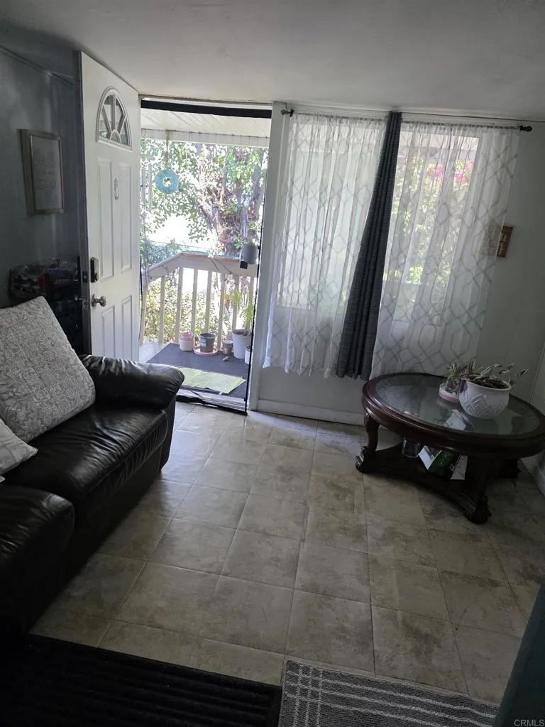 https://cdn.realtyfeed.com/cdn/127/306522578/93de9a8006f8aeab8d6a78bd1f4a565a.webp