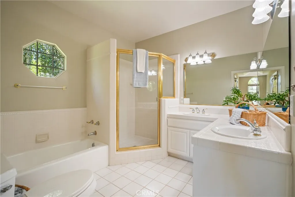https://cdn.realtyfeed.com/cdn/127/306522648/1a082146ec29543c02c290ac6d73ae81.webp