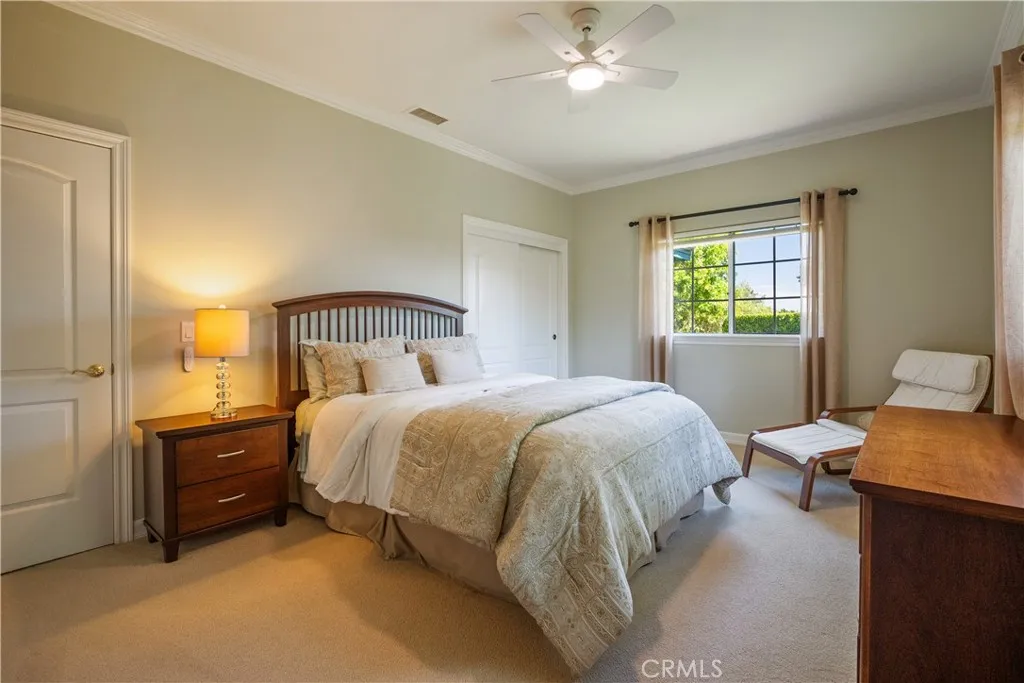 https://cdn.realtyfeed.com/cdn/127/306522648/20298bccf5703bde1785dda8a0213bf7.webp