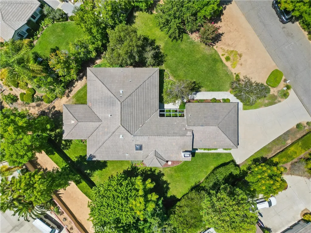 https://cdn.realtyfeed.com/cdn/127/306522648/297ba9af1032f091b829ed32a3bb5dde.webp