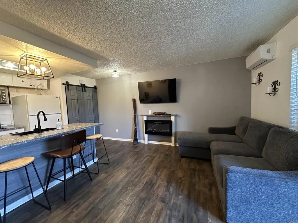 https://cdn.realtyfeed.com/cdn/127/306522685/7577feaec2d501b89a9881b4b605cc90.webp