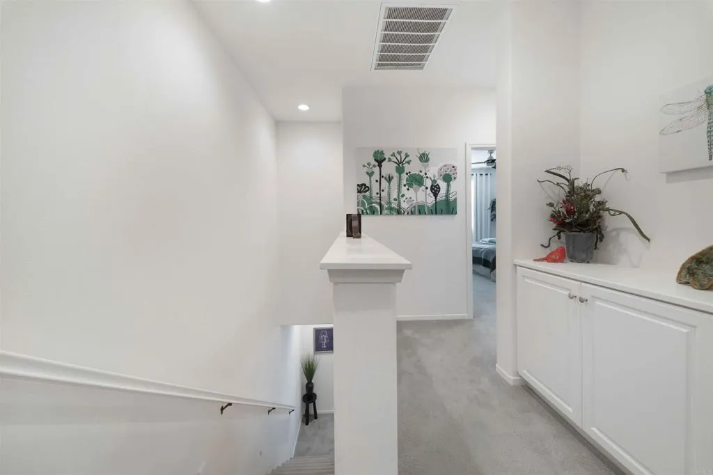 https://cdn.realtyfeed.com/cdn/127/306522694/106b4d3d9e83f38674029717561ee7ab.webp