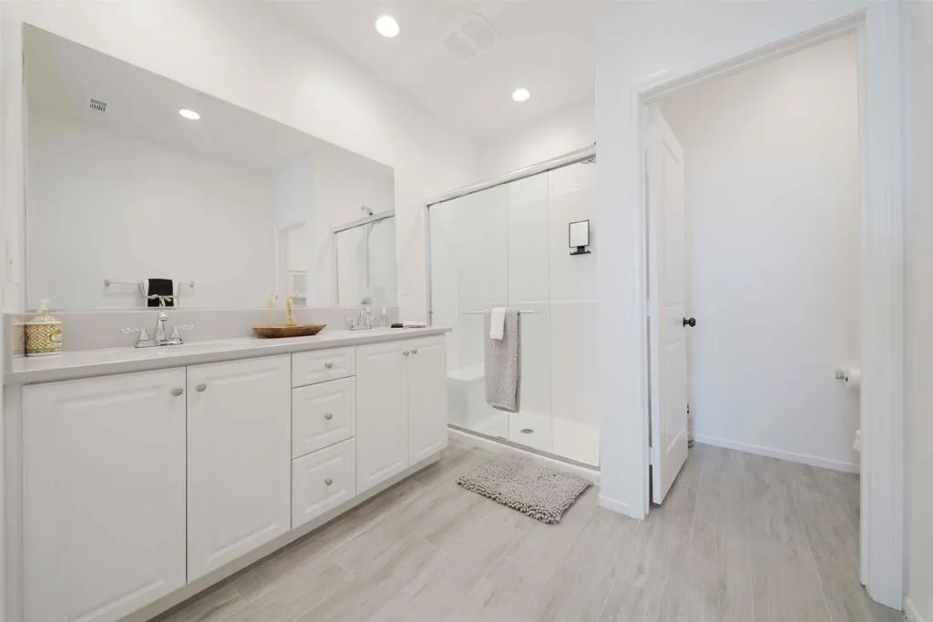 https://cdn.realtyfeed.com/cdn/127/306522694/2c1a9e37ad7ab234ad7412d0124e09df.webp