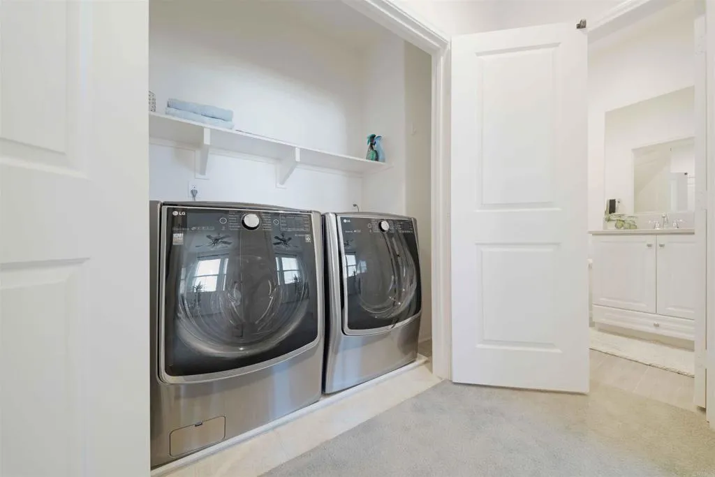 https://cdn.realtyfeed.com/cdn/127/306522694/8b562394a1158feef51dfd17a48dc8a9.webp