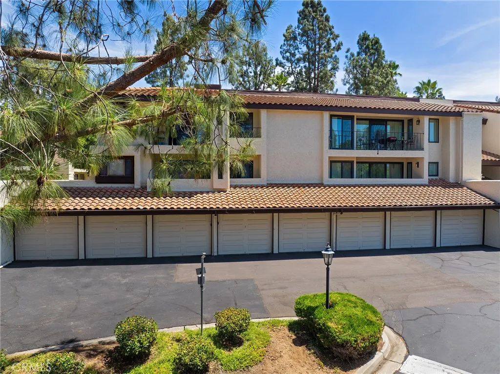 https://cdn.realtyfeed.com/cdn/127/306522717/af9fd9e4b494ff69c6630eb65385e791.webp