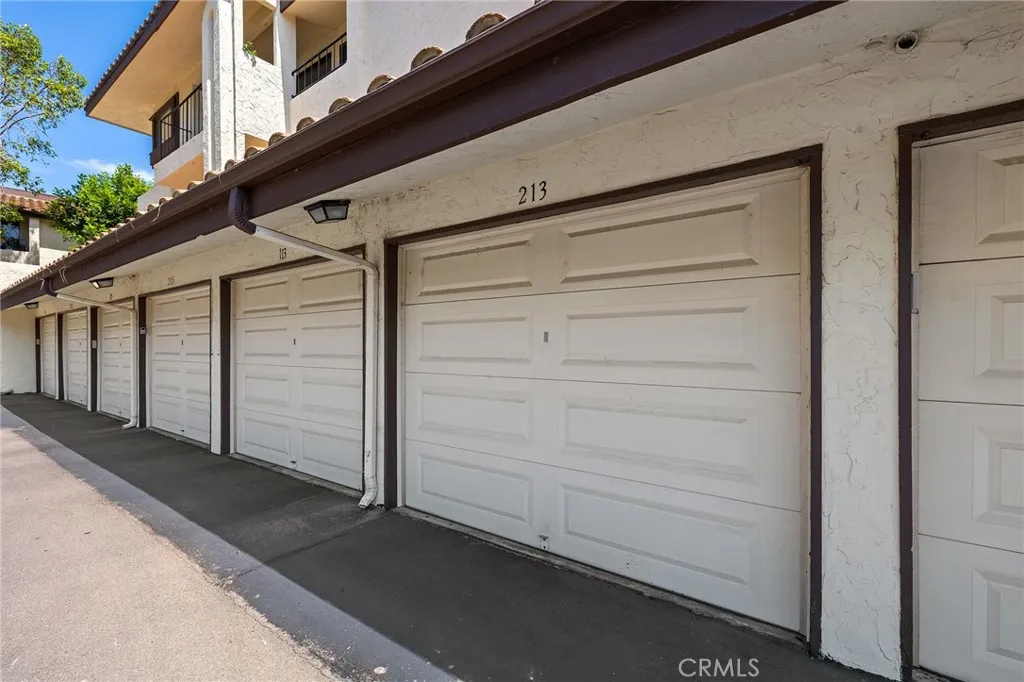 https://cdn.realtyfeed.com/cdn/127/306522717/bf374679fae59fc9555173f6c521b1e4.webp